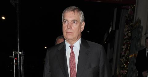 prince andrew advisers twitter troll debunk virginia roberts photo fbi jeffrey epstein ghislaine maxwell
