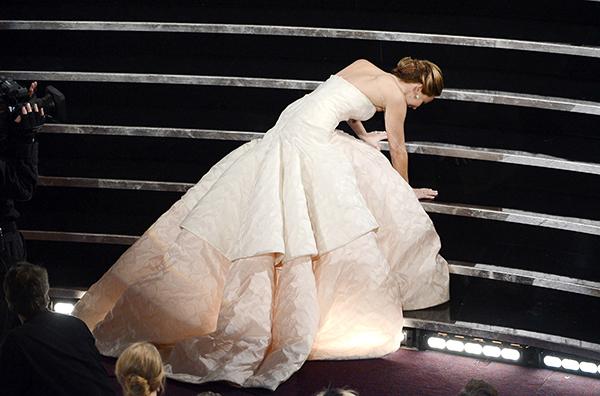 Jennifer-Lawrence-Oscar-fall-2013