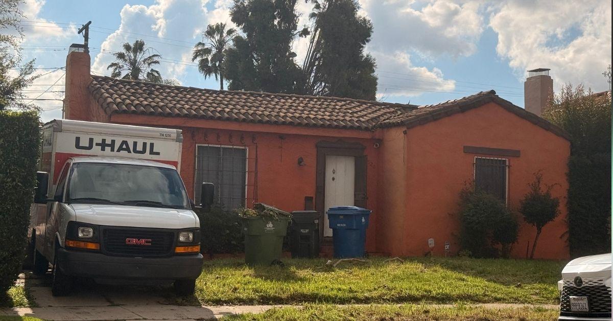 image of A U-Haul truck was seen at Mickey Rourke's former rental home on Monday, January 5.