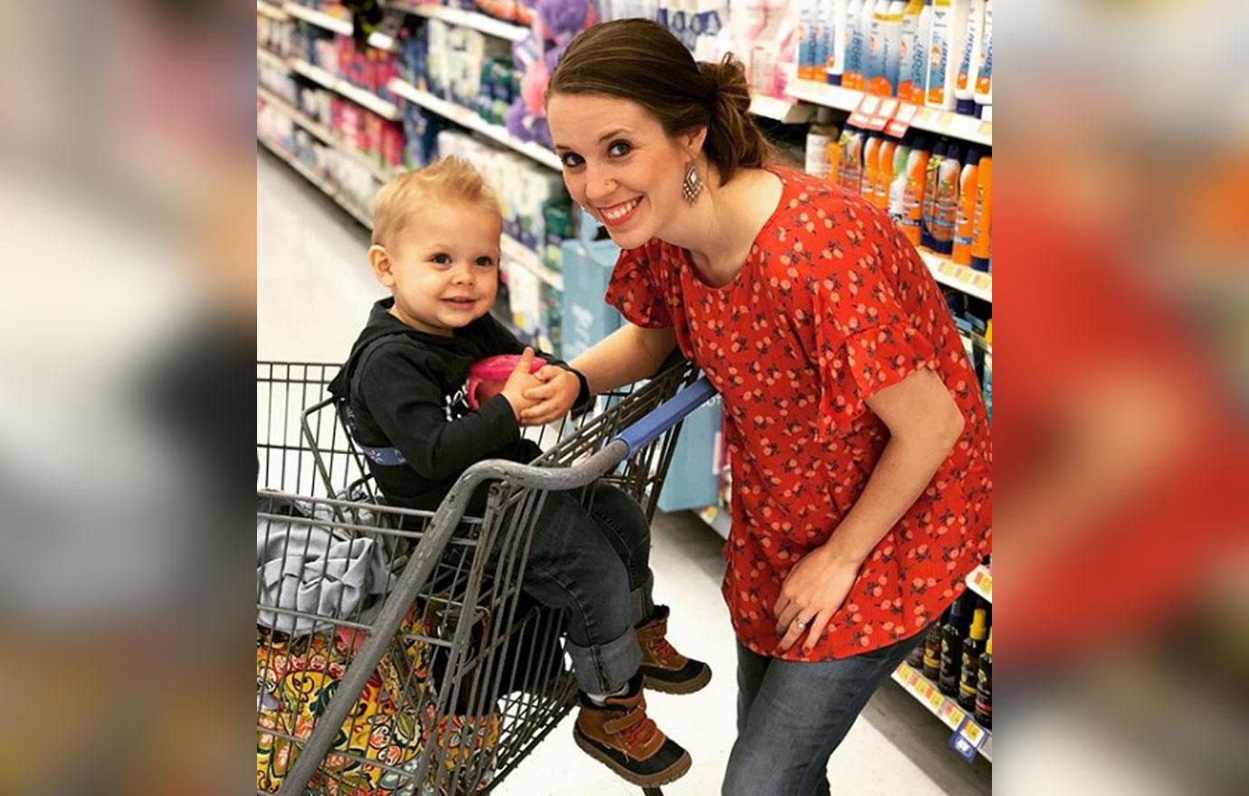 Jill Duggar son Samuel grocery store
