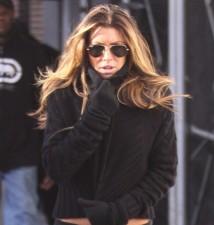 2010__03__wenn_rachel 214×225.jpg