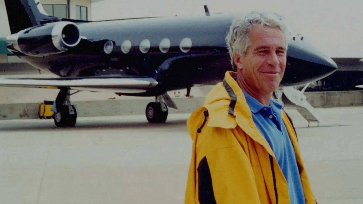 Photo of The imprisoned pedophile committed suicide in 2019 ahead of his s-- trafficking trial.