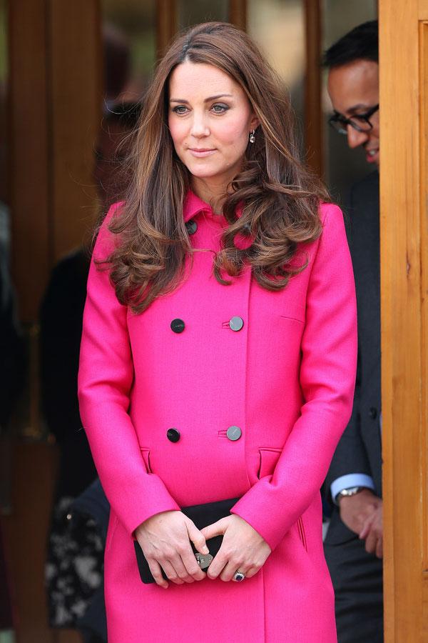 Kate middleton in labor having baby​