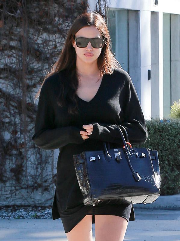 Exclusive&#8230; Pregnant Irina Shayk Heads To The Studio In Hollywood