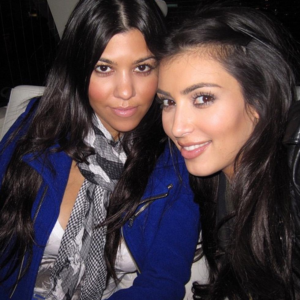 Kim kardashian kourtney kardashian selfie