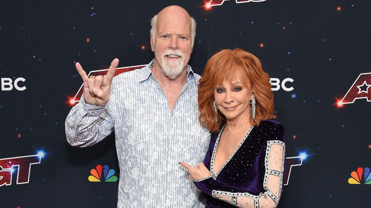 Image of Reba McEntire discussed her delayed wedding plans with Rex Linn while balancing her busy career.