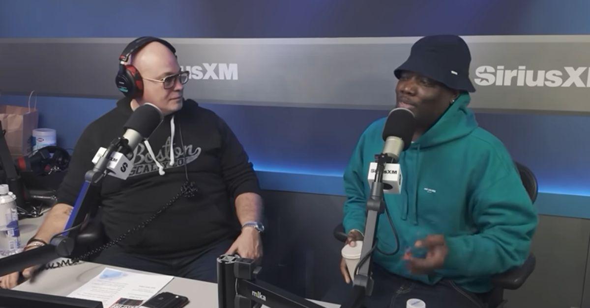 image of Michael Che revealed that Kanye West once apologized to him after his 2018 'SNL' rant.