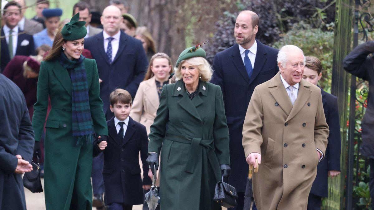 image of royal family