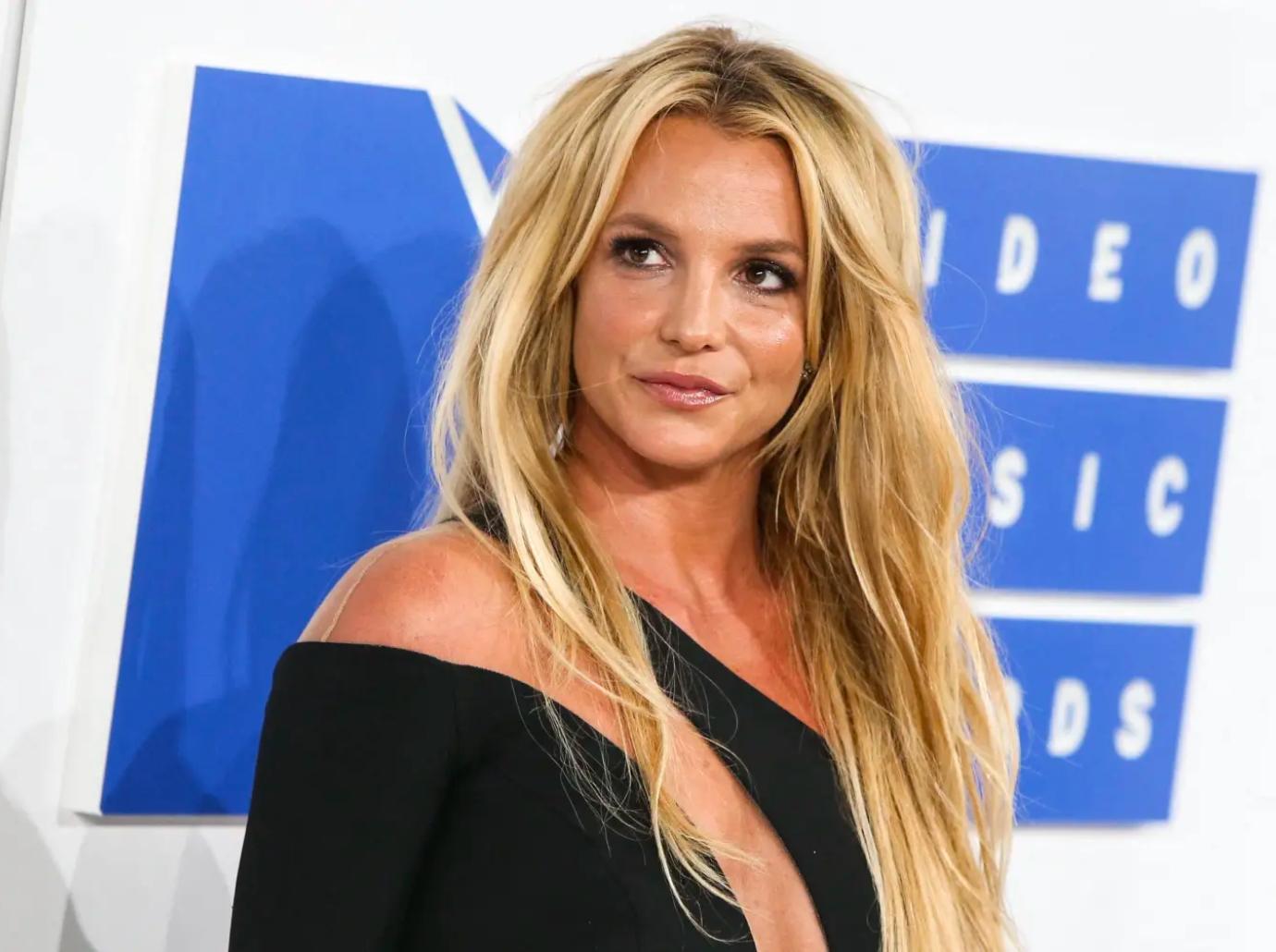 britney spears bashes filmmakers conservatorship documentaries