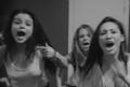 Selena_teaser_2.jpg