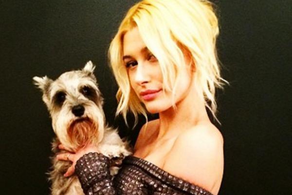 hailey-baldwin-dog