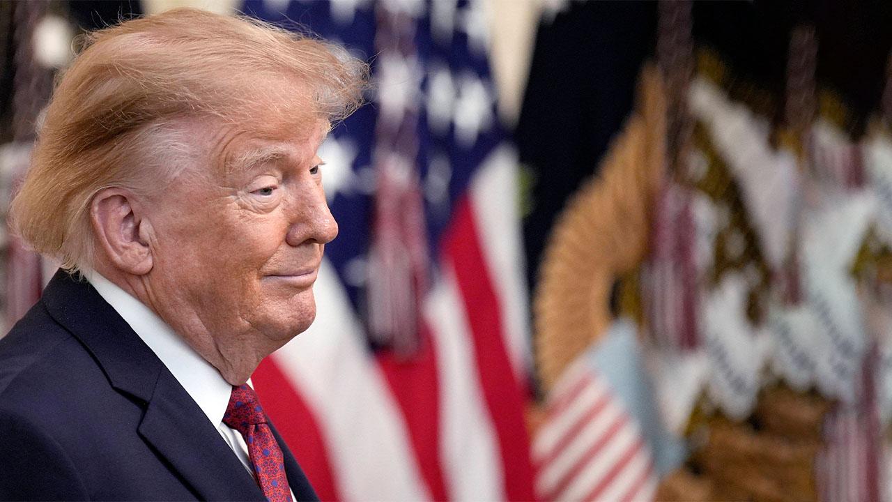 Image of Experts have noted Trump's cognitive decline despite his insistence that he is the sharpest human in the history of humanity.