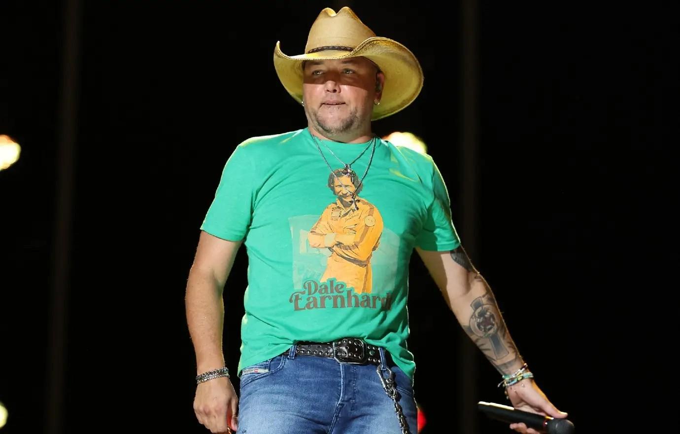 jason aldean claims music video not racist people all color in it