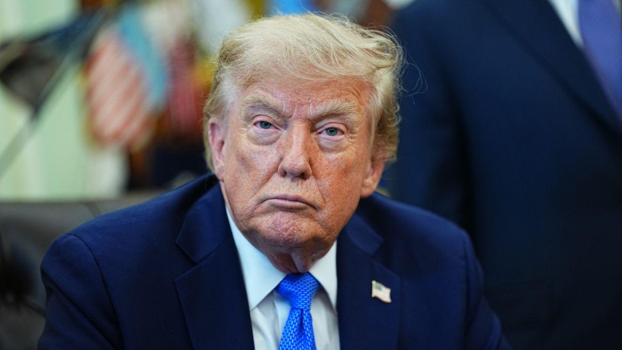 image of Some female staffers reportedly turn to Botox and fillers.