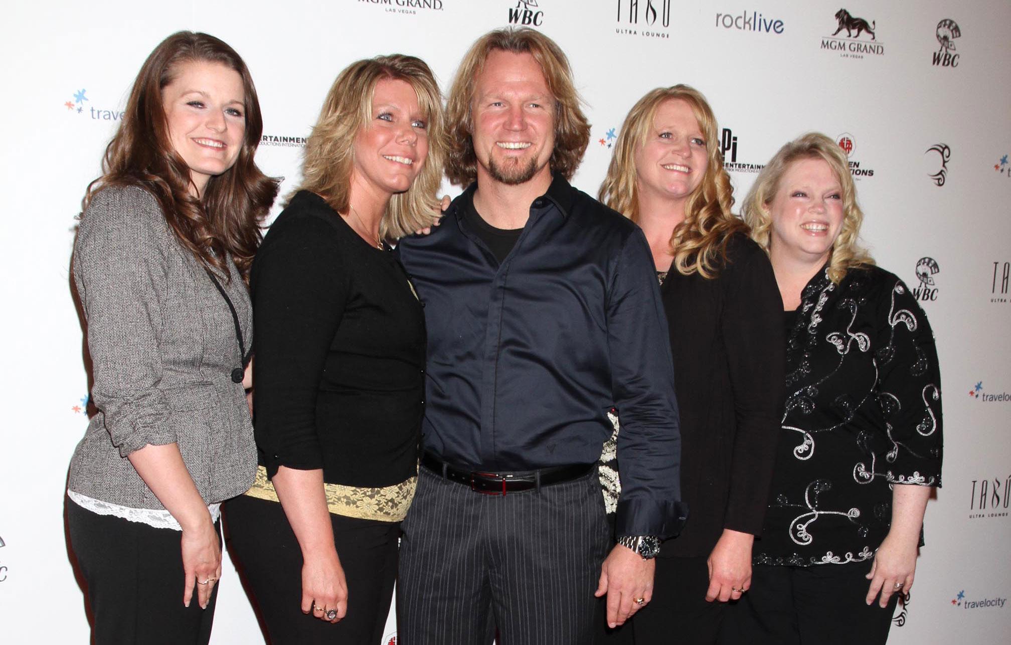 sister wives janelle brown finds temporary housing winter storage rv husband kody brown