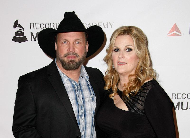 trisha yearwood garth request threesome lawsuit