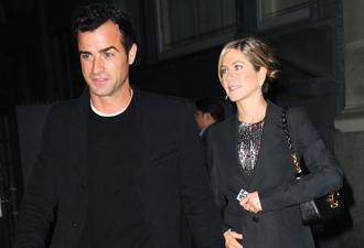 Justin theroux jennifer aniston feb23nea.jpg