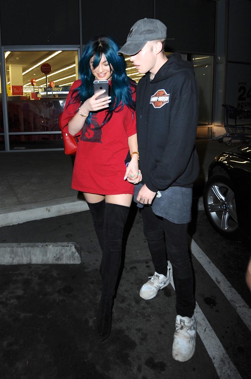 kylie jenner breakup tyga blue hair