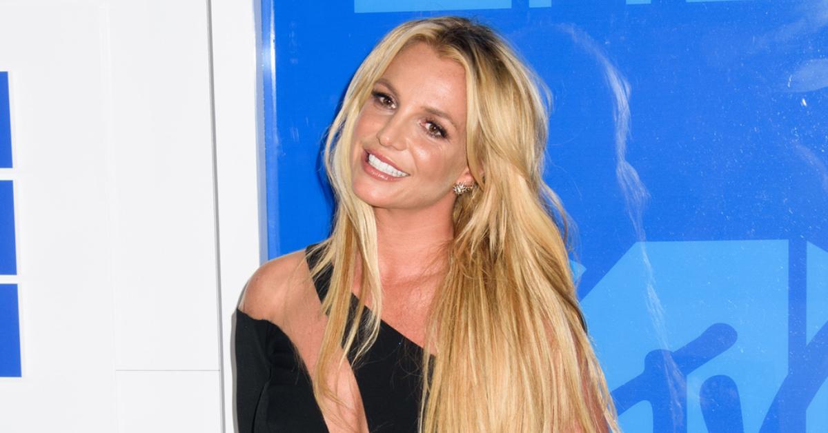 britney spears fans speculate she isnt running her own instagram