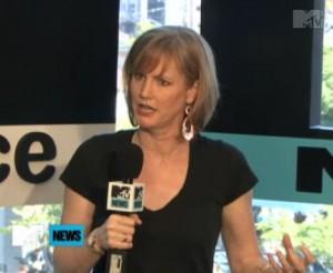 2010__07__Melissa_Rosenberg_July28newsne 300×246.jpg