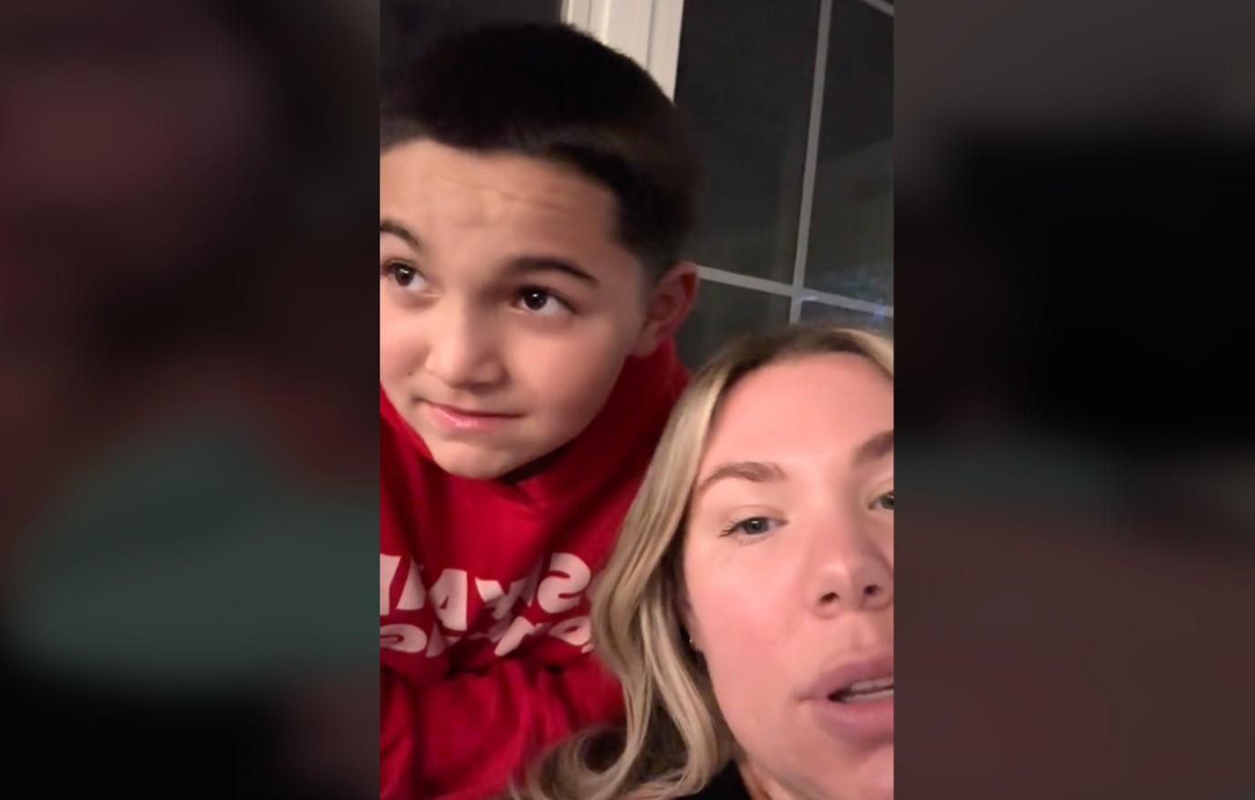 kailyn lowry glows with kids tiktok