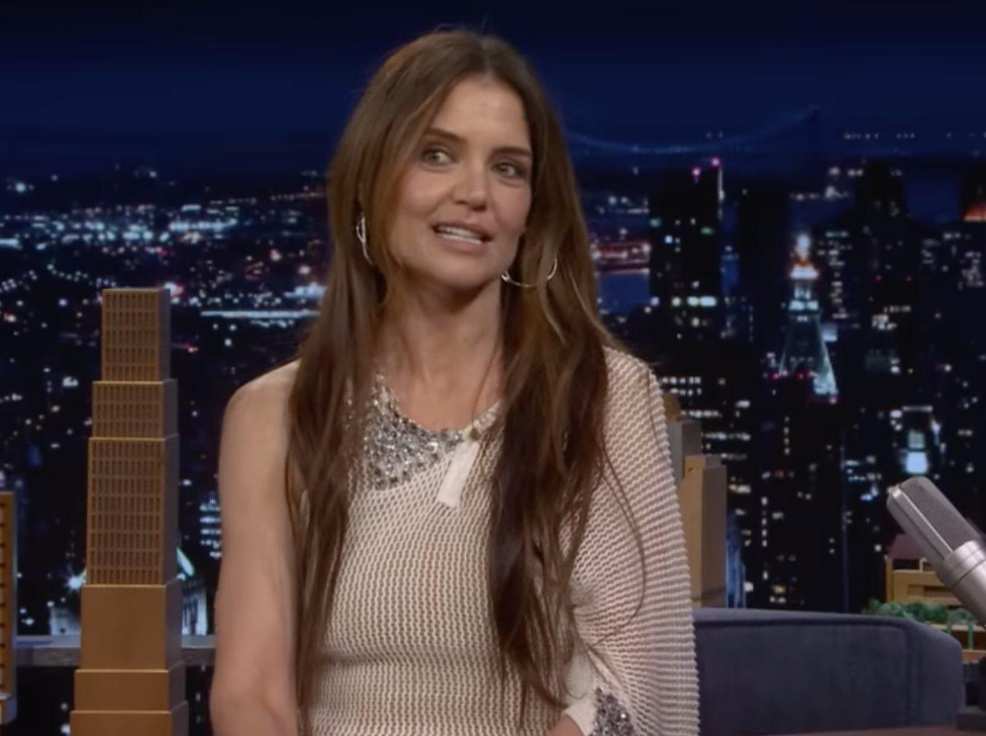 katie holmes reveals how handled forgetting line broadway performance