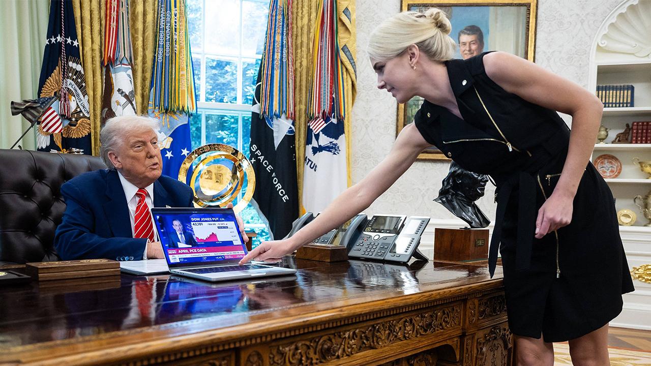 Donald Trump,Natalie Harp