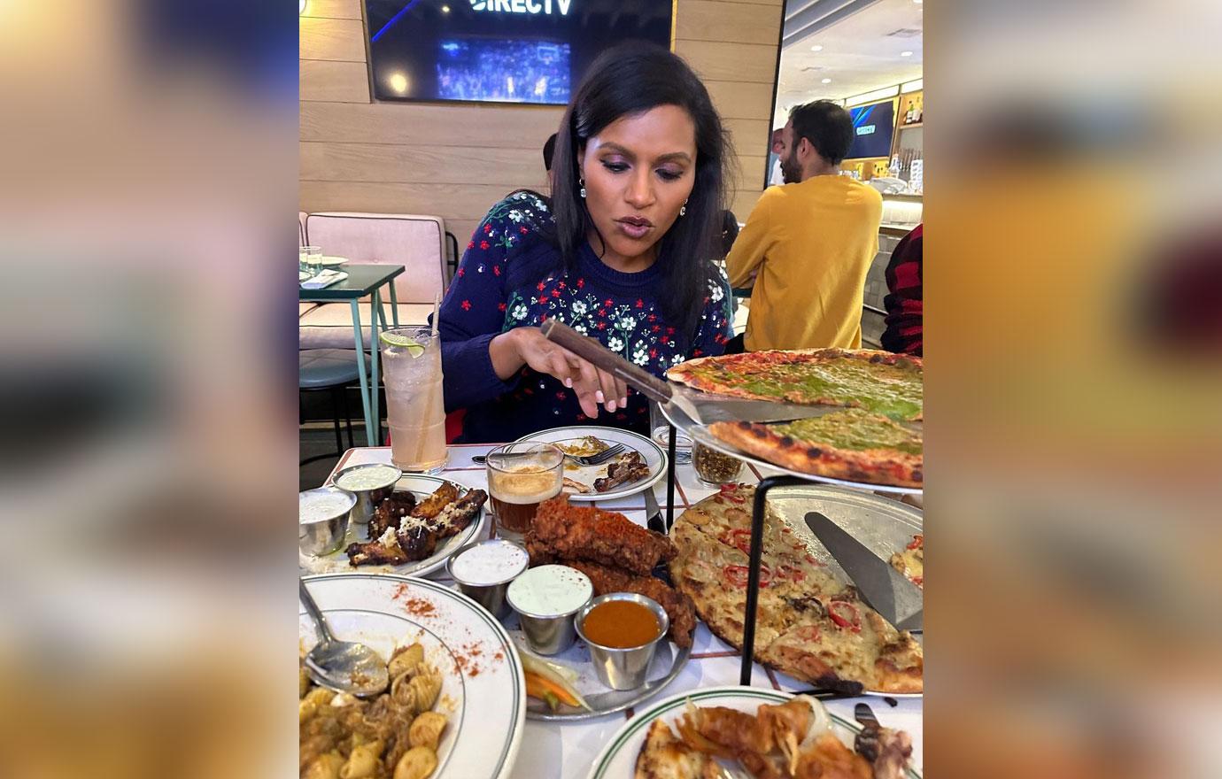 mindy kaling claps back fans eat pizza wings not issue