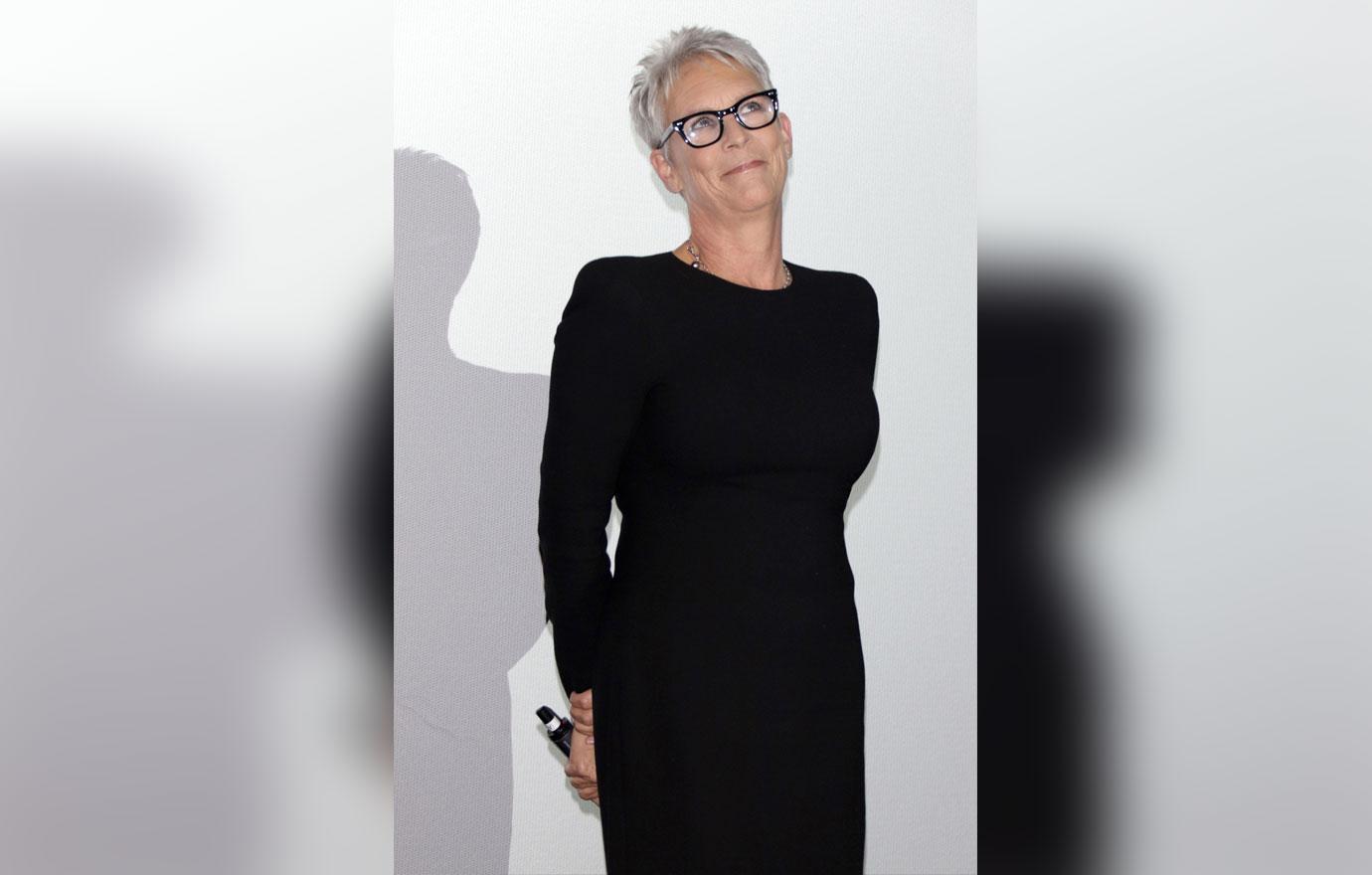 Jamie lee curtis german premiere halloween cried on set 6