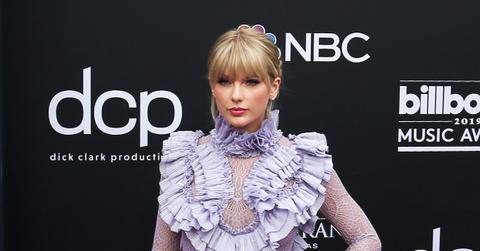 how taylor swift incognito private jet