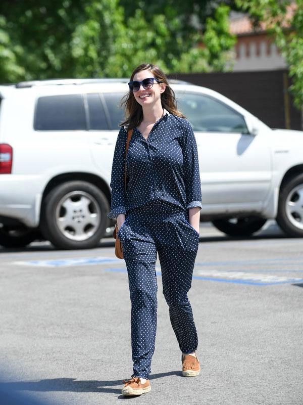 anne hathaway post baby body son jonathan first photos