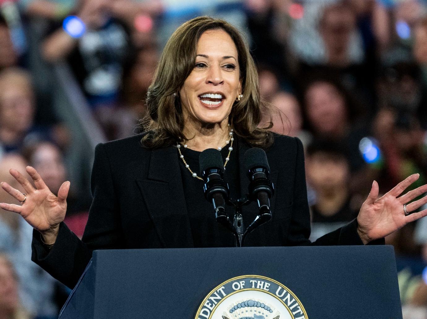 kamala harris donald trump wins  presidential election