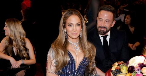 body language expert jennifer lopez control ben affleck grammy moment