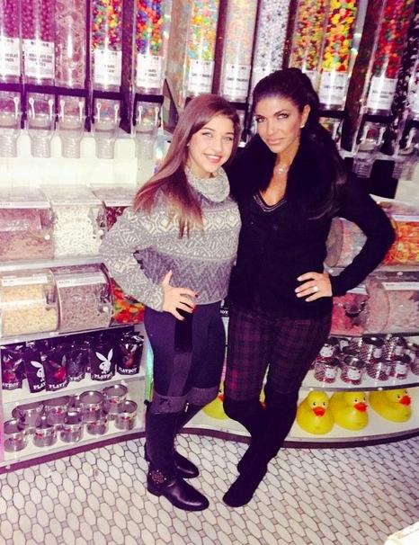 Gia giudice visits teresa giudice 2