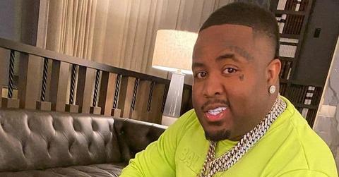 Rapper Mo3 in his home.