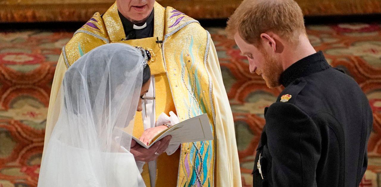 queen elizabeth not comfortable meghan markle wedding breaking tradition