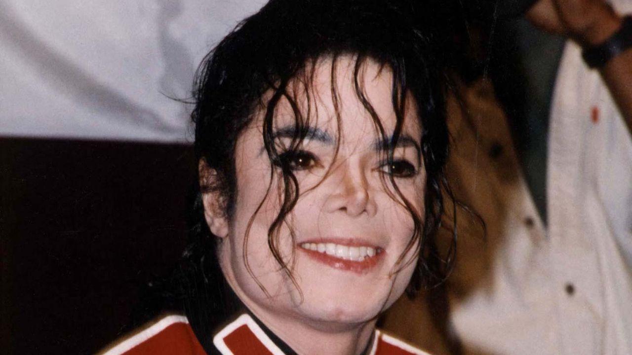 who is paris jackson mom debbie rowe