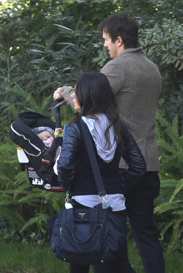 Ashton kutcher mila kunis baby wyatt first birthday 02