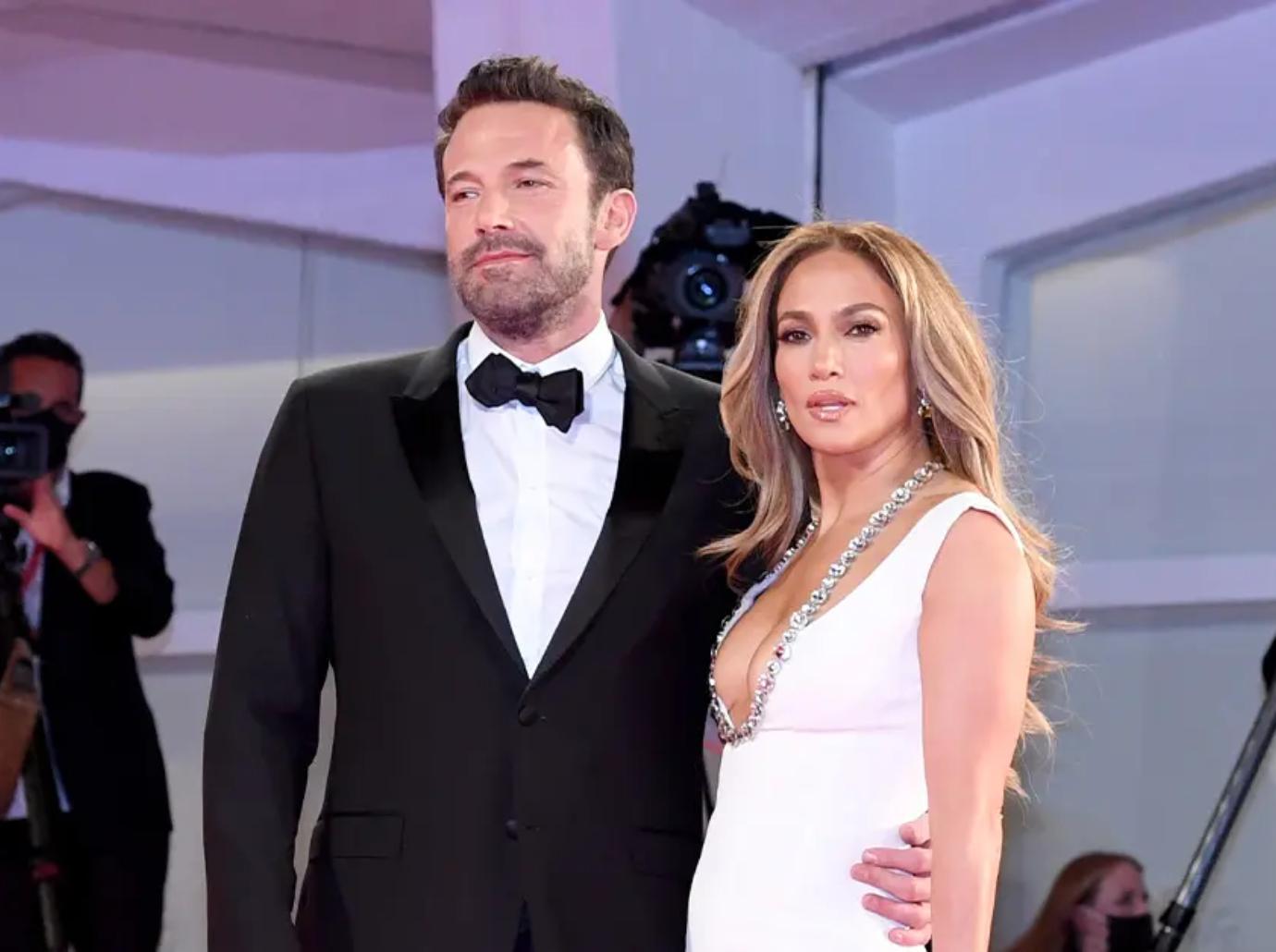 jennifer lopez mother family file divorce ben affleck marraige