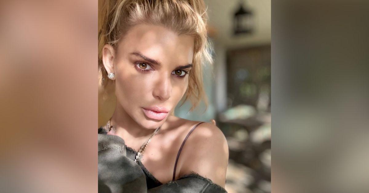 jessica simpson makeup free photo emotional shield post divorce