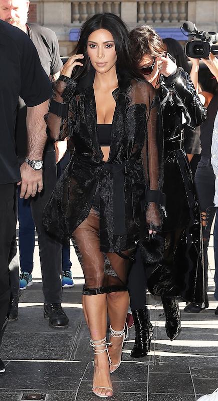 Kim Kardashian &amp; Kris Jenner Out During Paris Fashion Week