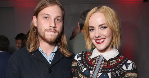 Jena malone pregnant ethan delorenzo boyfriend