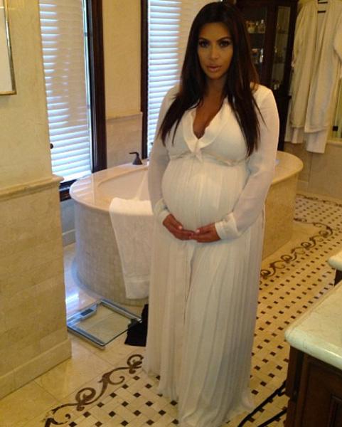 Kim kardashian baby shower outfit_ _1.jpg