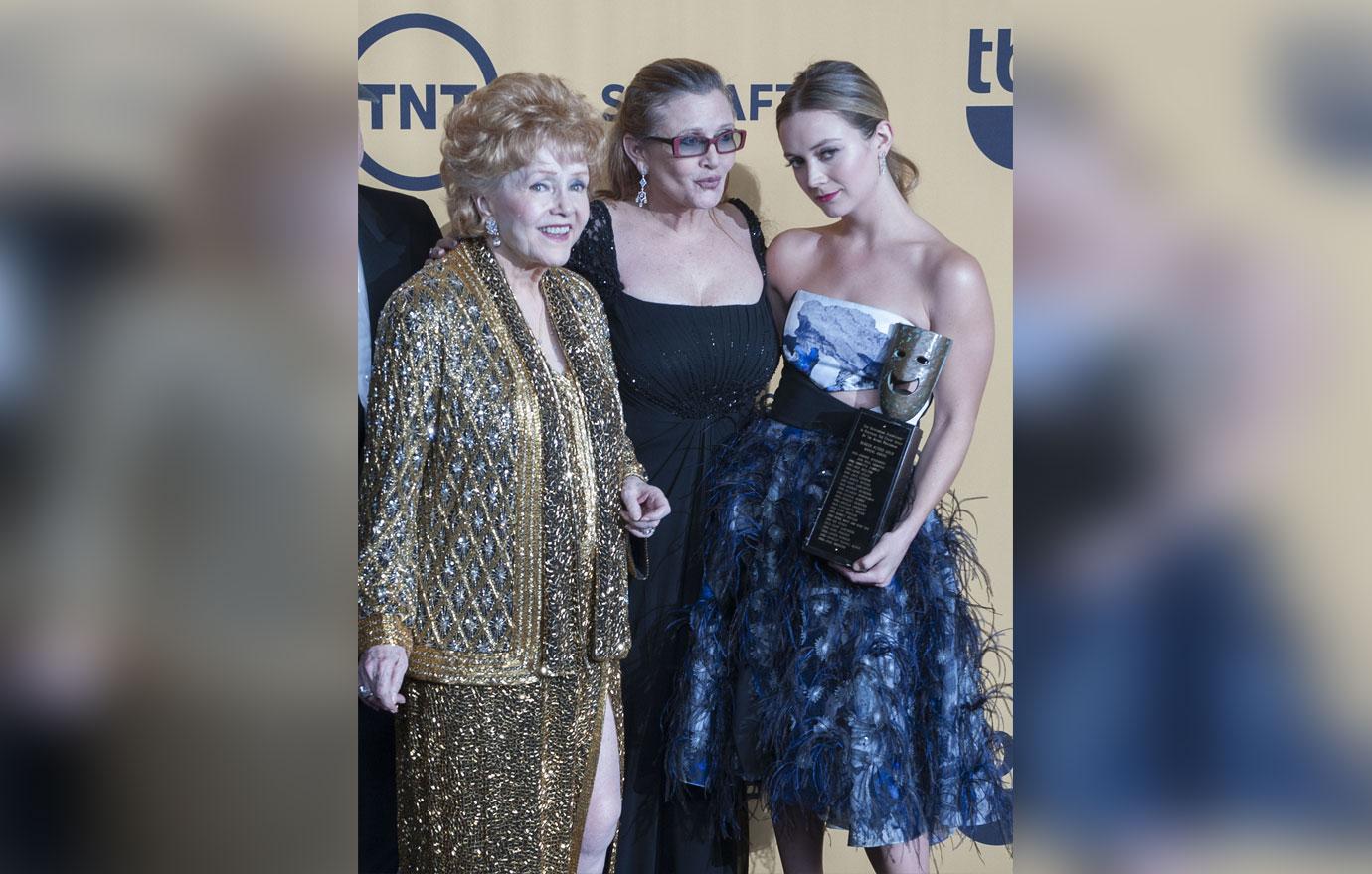 billie lourd mom carrie fisher mothers day pic 02