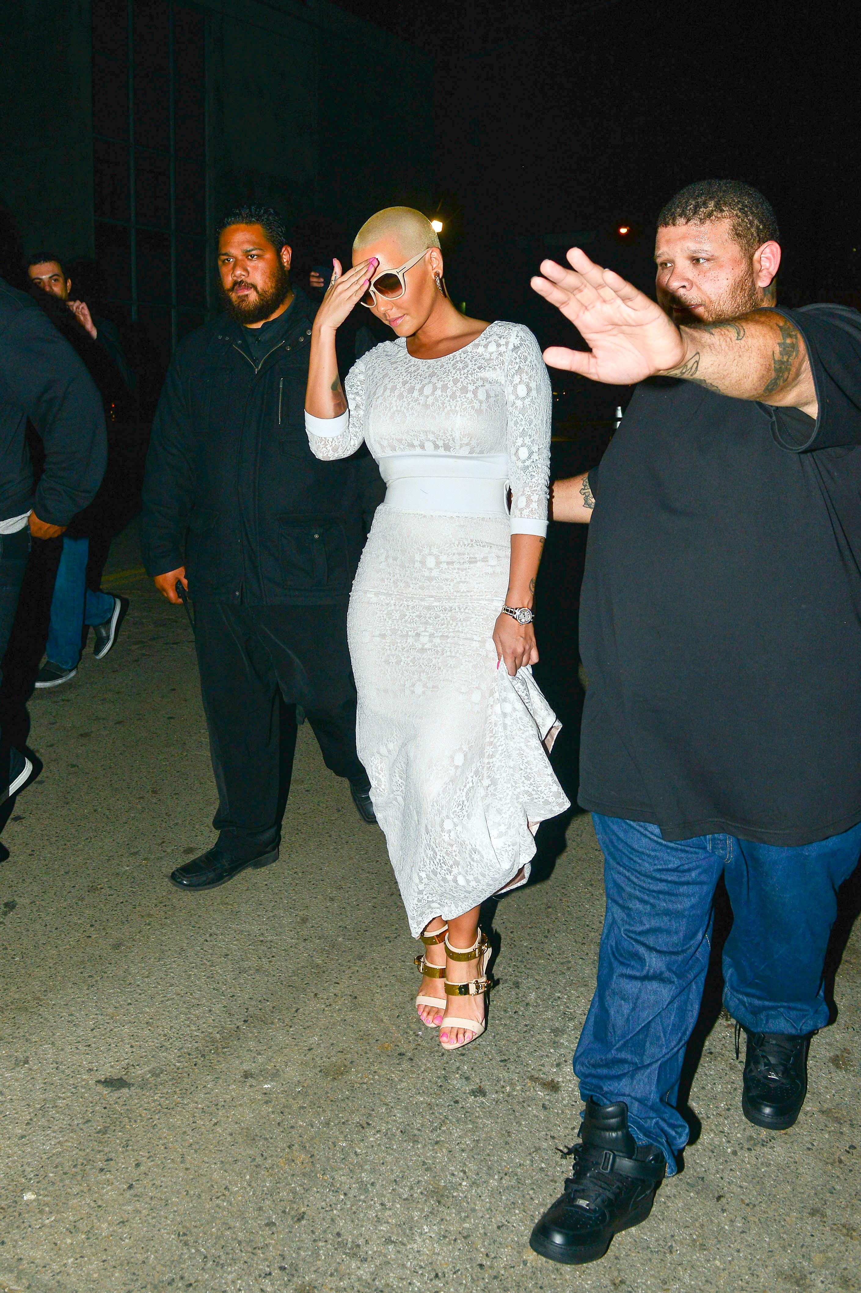 INF &#8211; Amber Rose Hosts A Party In Hollywood