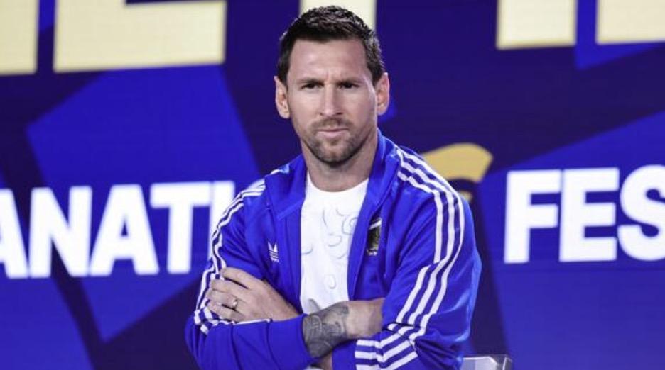 image of The soccer star spent weeks weighing his future after Argentina's loss to Spain in this summer's World Cup final, and will now support the team as a fan.