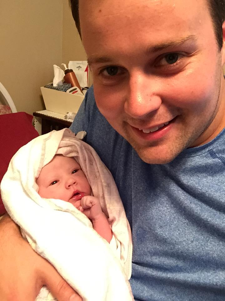 Josh duggar anna baby meredith grace 03