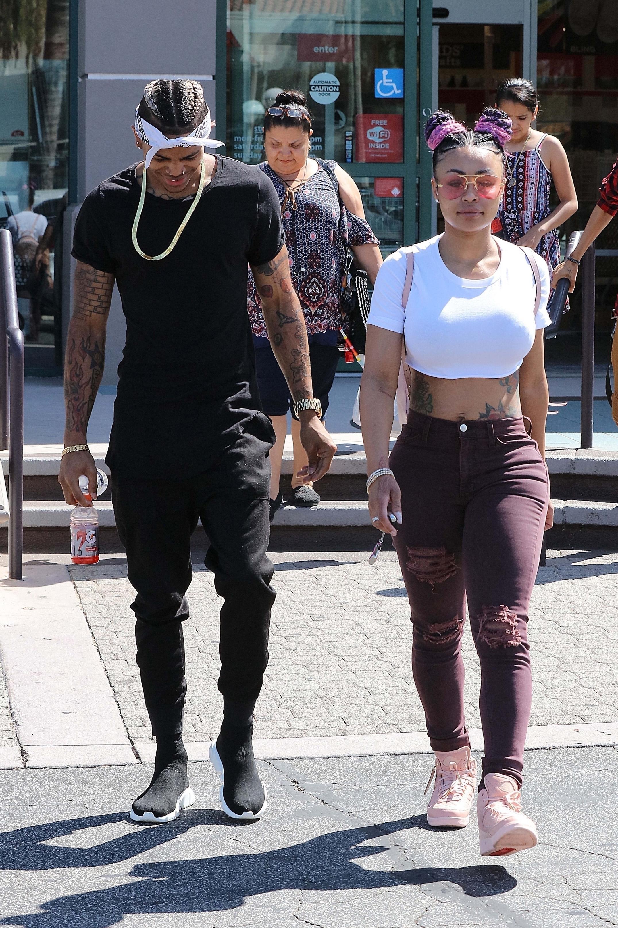 *EXCLUSIVE* Blac Chyna and her new boyfriend Mechie seen get their nails done together