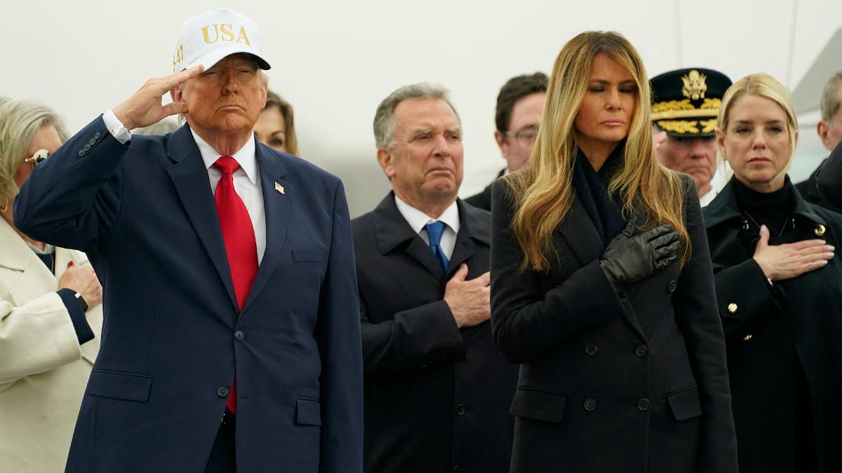 image of Fox News aired the wrong clip of Donald Trump. 