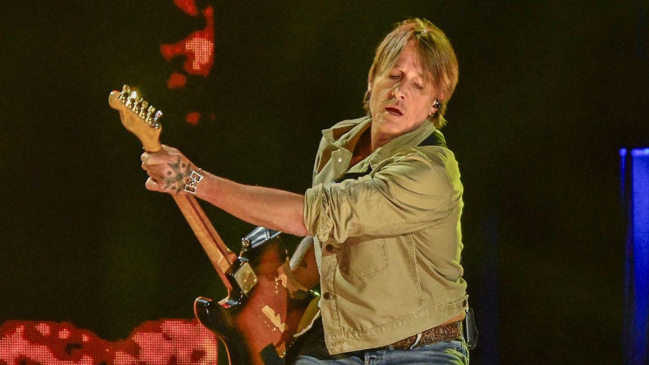 Photo of Keith Urban introduced 'We Go Back' as a song about a man 'screwing' up a romance with a long-time friend.